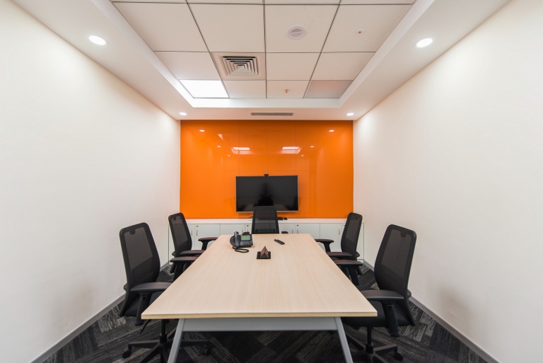 <a href=http://m.invnip.cn/tags-457.html target=_blank class=infotextkey>辦公室裝飾設計</a>